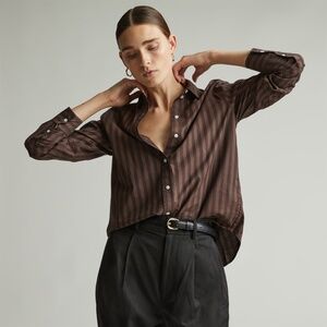 Everlane The Must-Have Shirt in Silky Cotton Brown Base - Size 8
